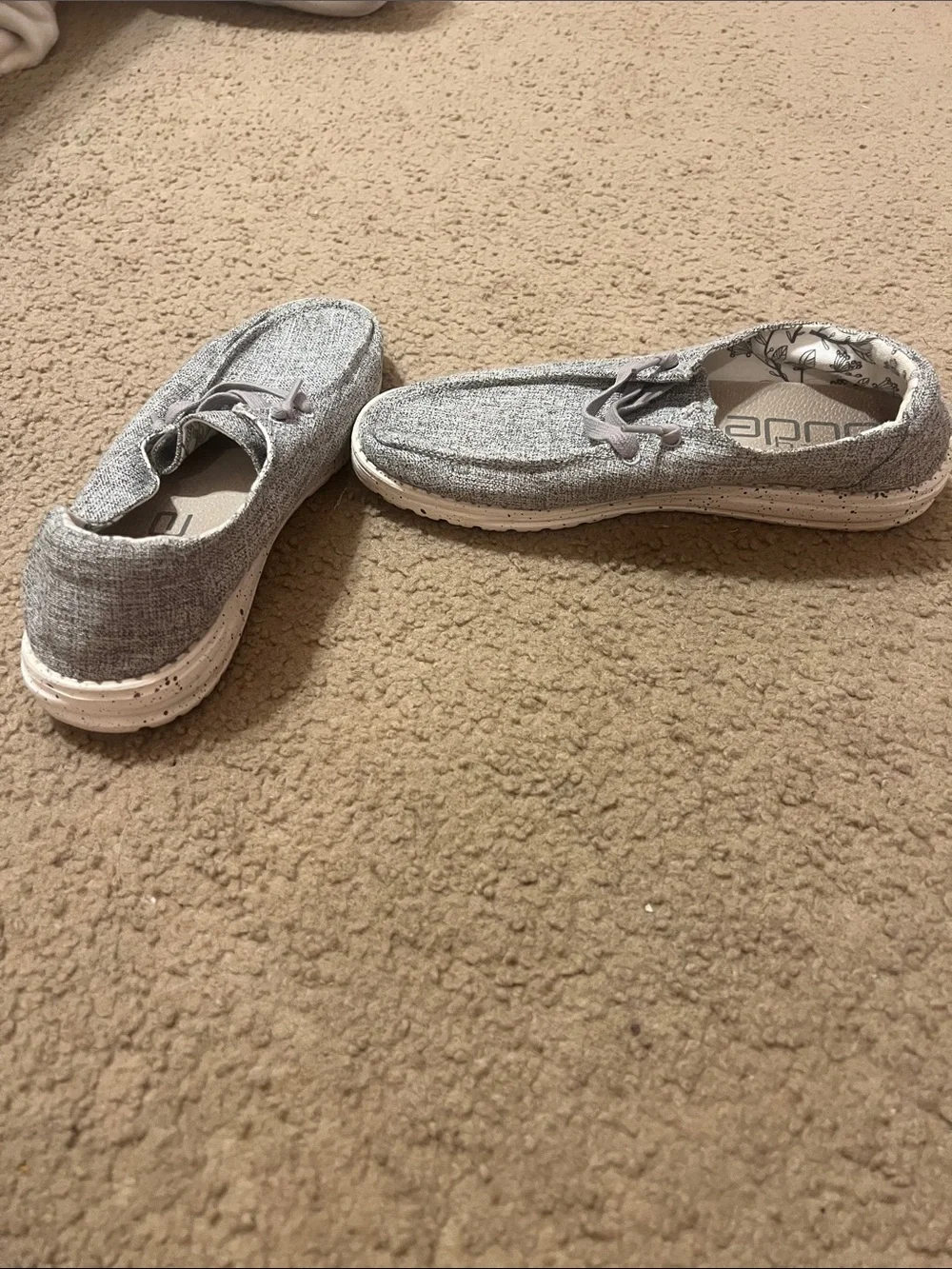 Hey Dude casual slip